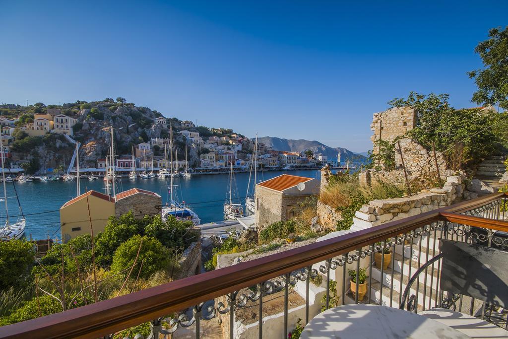 Thea Apart otel Simi Dış mekan fotoğraf