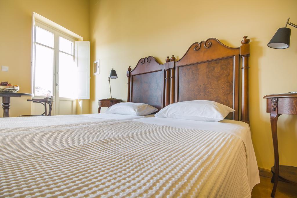 Thea Apart otel Simi Dış mekan fotoğraf