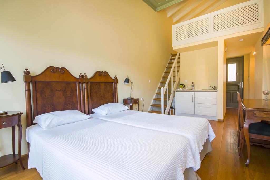 Thea Apart otel Simi Dış mekan fotoğraf
